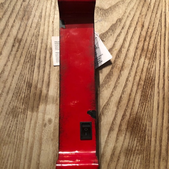 Red Vintage Look Marquee Letter “I”. (Item #2) - Picture 3 of 7